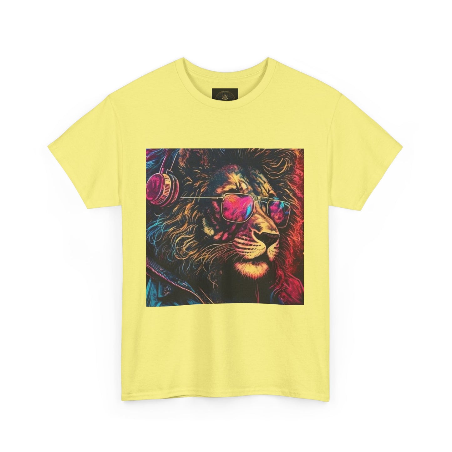 Vibrant Lion Graphic Tee, Cool Streetwear Shirt, Unisex Fashion T-Shirt, Perfect Gift for Animal Lovers, Men’s & Women’s Casual Wear
